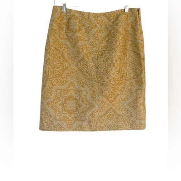 Tommy Bahama Dresses & Skirts - Tommy Bahama Gold Paisley 100% Silk Lined Pencil Skirt Size 6